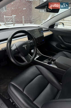 Седан Tesla Model 3 2018 в Харькове