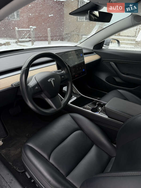 Седан Tesla Model 3 2018 в Слов'янську