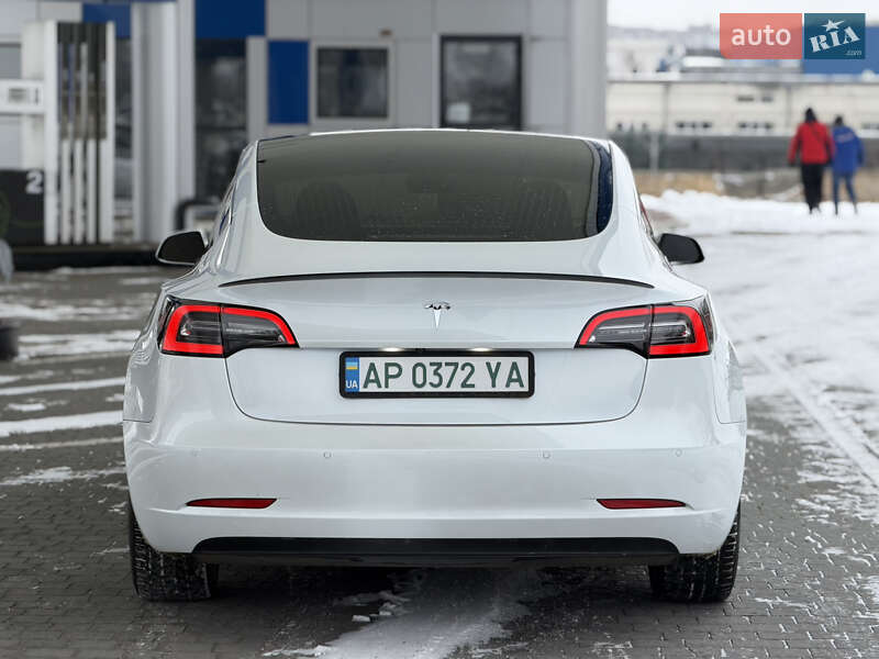 Седан Tesla Model 3 2020 в Запорожье