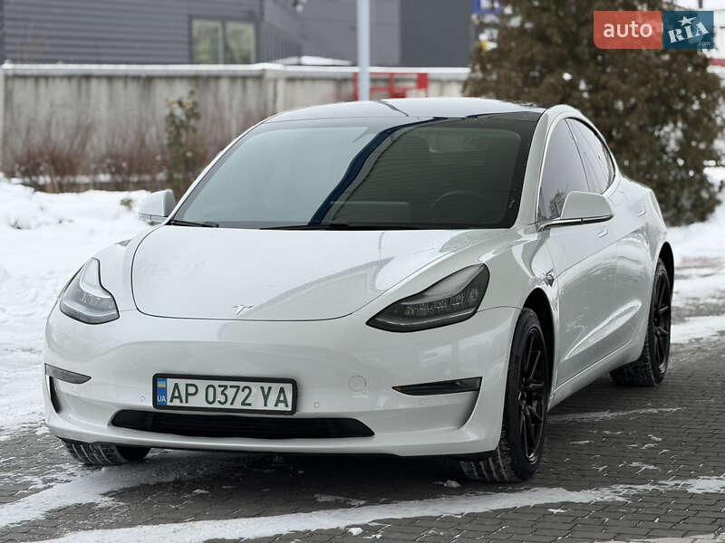 Седан Tesla Model 3 2020 в Запорожье
