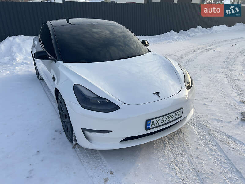 Седан Tesla Model 3 2021 в Харькове