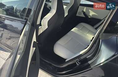 Седан Tesla Model 3 2024 в Одессе