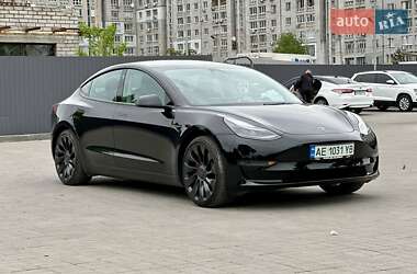 Седан Tesla Model 3 2022 в Львові