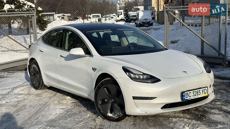 Tesla Model 3 2019 Tesla Model 3 2019