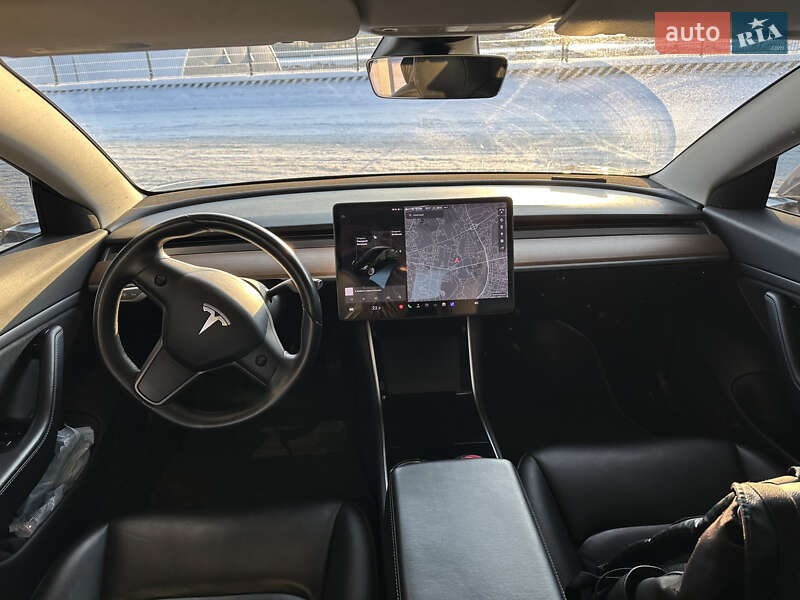 Седан Tesla Model 3 2018 в Киеве фото 16 Седан Tesla Model 3 2018 в Киеве