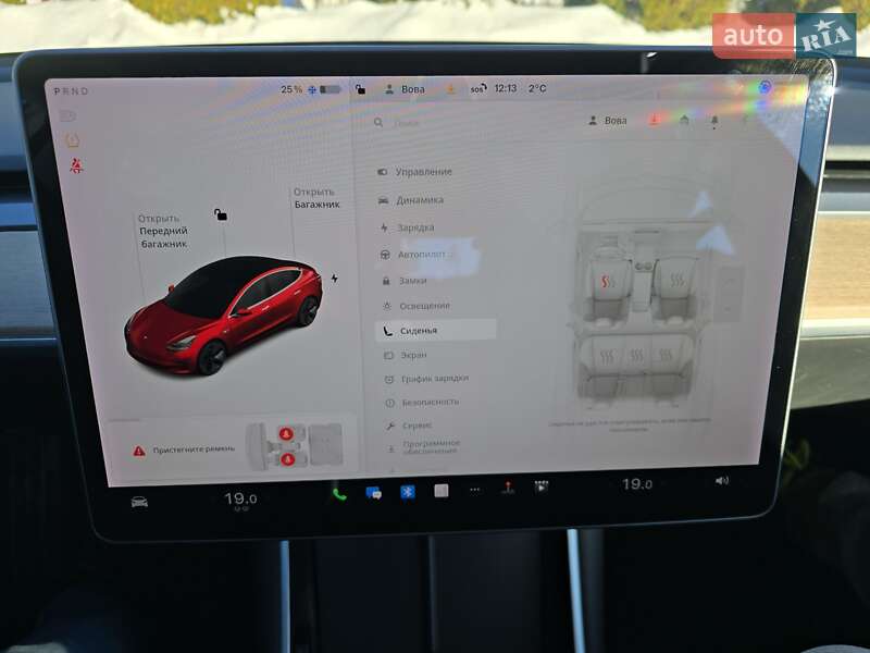 Седан Tesla Model 3 2019 в Львові