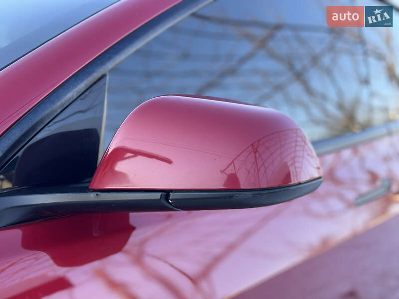 Седан Tesla Model 3 2021 в Ивано-Франковске