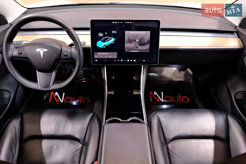Седан Tesla Model 3 2019 в Одессе