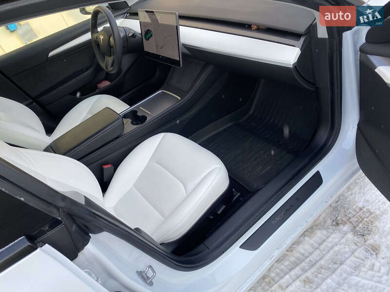 Седан Tesla Model 3 2021 в Харькове