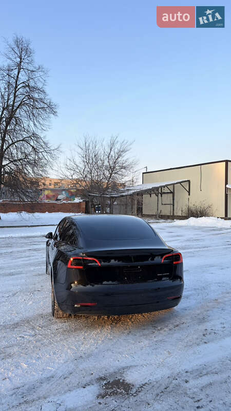 Седан Tesla Model 3 2018 в Слов'янську