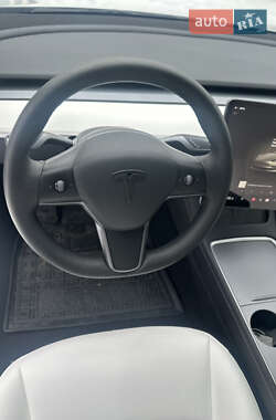 Седан Tesla Model 3 2022 в Ковелі