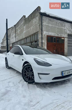 Седан Tesla Model 3 2022 в Ковелі