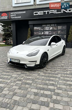 Седан Tesla Model 3 2021 в Запоріжжі