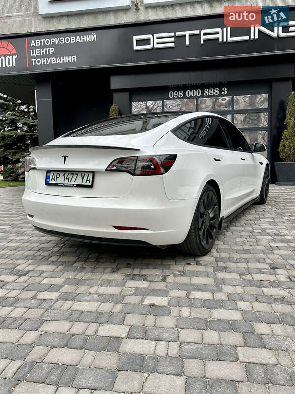 Седан Tesla Model 3 2021 в Запоріжжі
