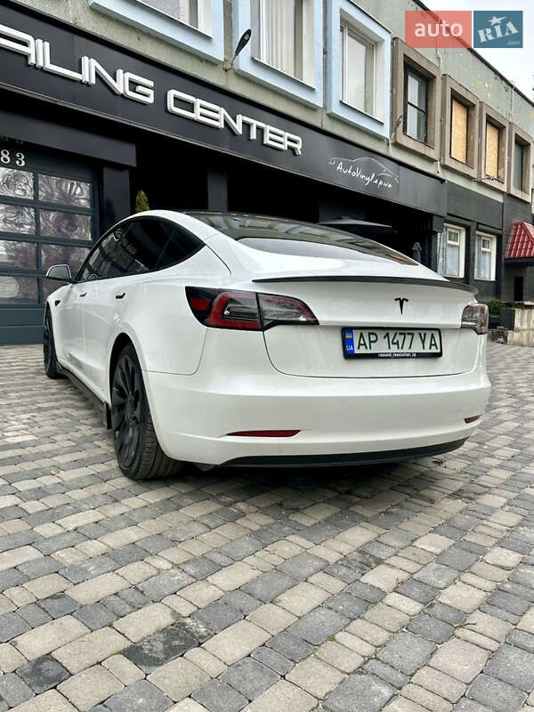 Седан Tesla Model 3 2021 в Запоріжжі