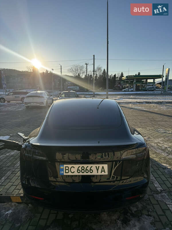Седан Tesla Model 3 2019 в Львові фото 22 Седан Tesla Model 3 2019 в Львові