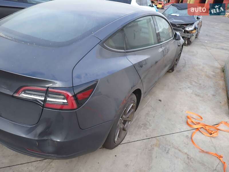 Седан Tesla Model 3 2023 в Львове фото 43 Седан Tesla Model 3 2023 в Львове