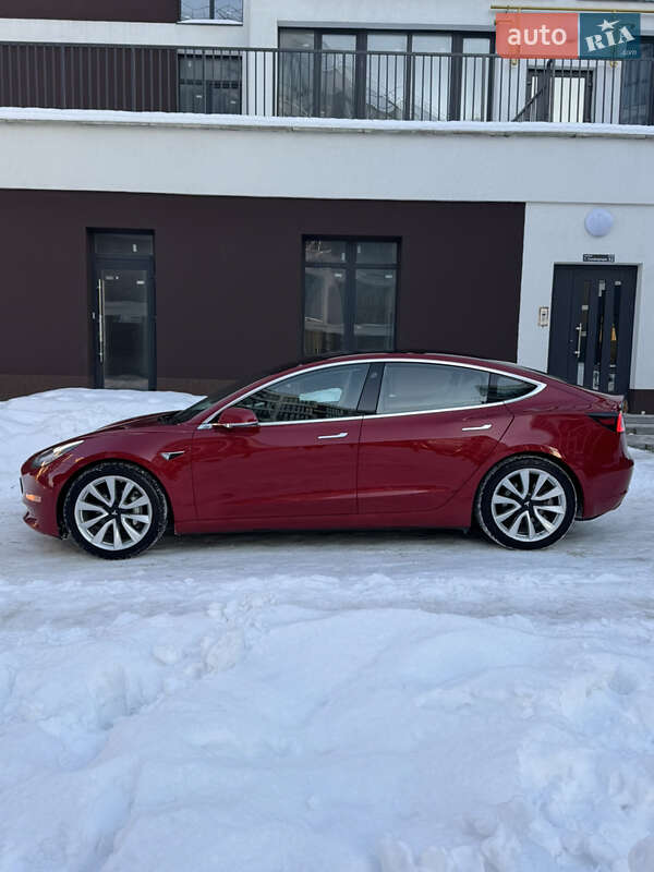 Седан Tesla Model 3 2018 в Львові фото 6 Седан Tesla Model 3 2018 в Львові