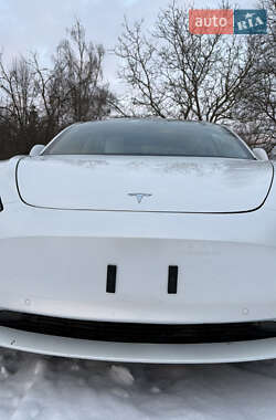 Седан Tesla Model 3 2019 в Киеве