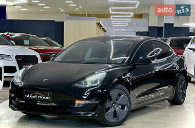 Седан Tesla Model 3 2021 в Николаеве