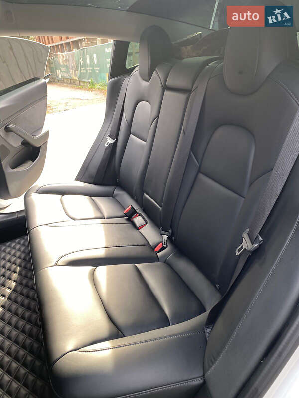 Седан Tesla Model 3 2020 в Львове фото 12 Седан Tesla Model 3 2020 в Львове