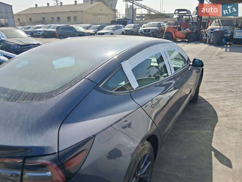 Седан Tesla Model 3 2023 в Белой Церкви