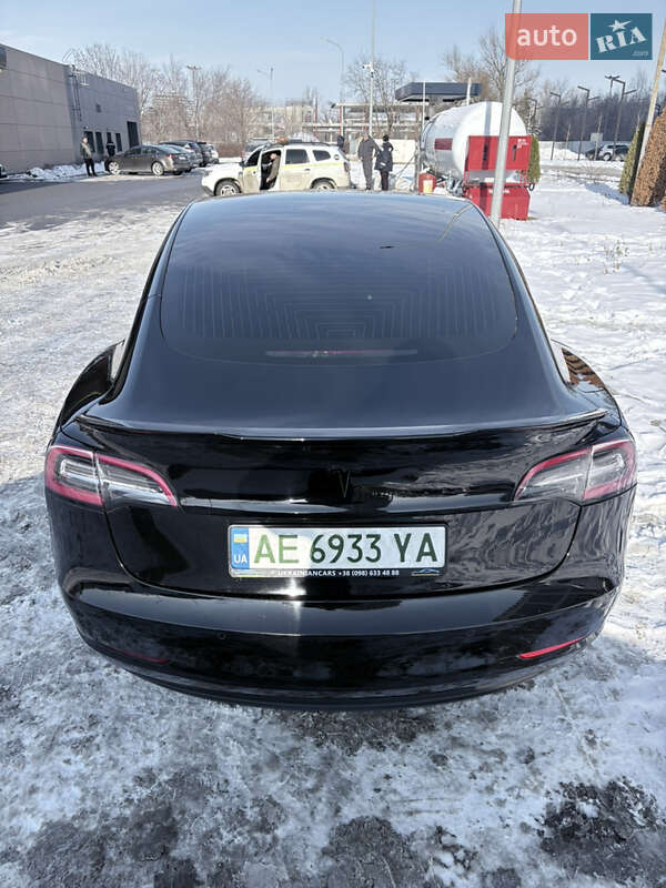 Седан Tesla Model 3 2019 в Дніпрі