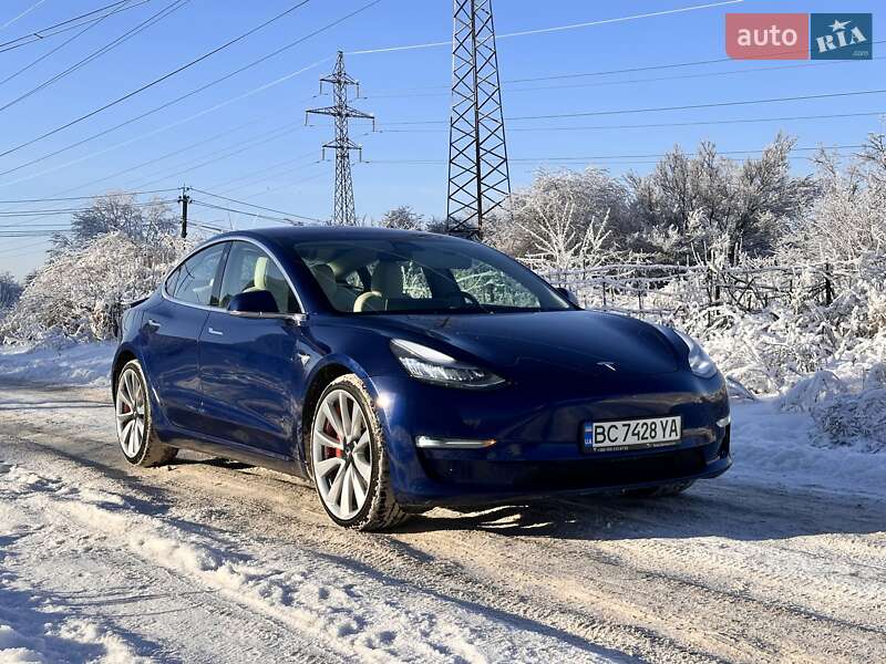 Седан Tesla Model 3 2018 в Киеве фото 11 Седан Tesla Model 3 2018 в Киеве