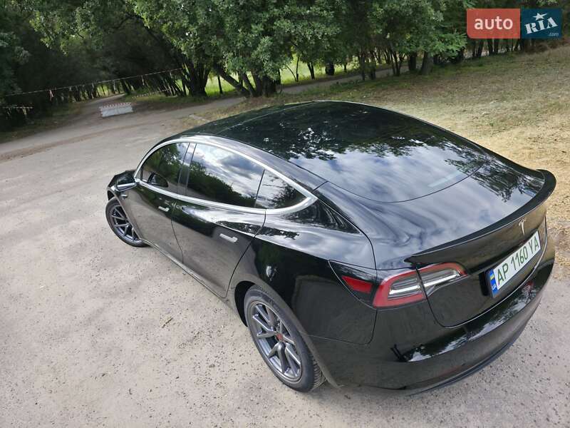 Седан Tesla Model 3 2019 в Запорожье