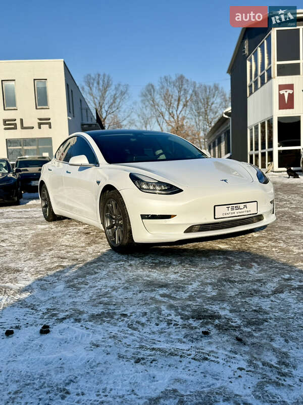 Седан Tesla Model 3 2019 в Вінниці фото 3 Седан Tesla Model 3 2019 в Вінниці