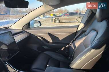 Седан Tesla Model 3 2019 в Ирпене