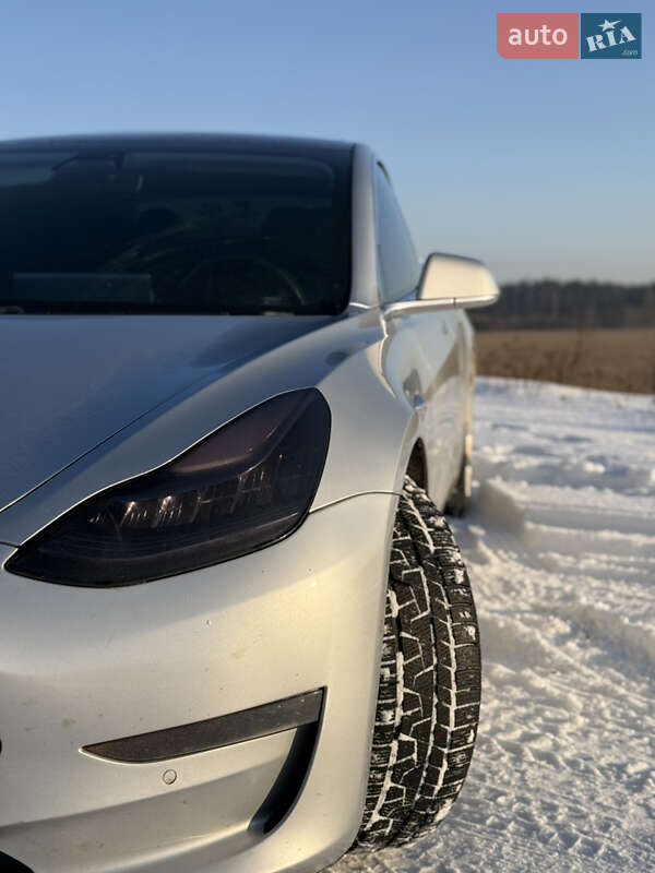 Седан Tesla Model 3 2018 в Житомирі фото 5 Седан Tesla Model 3 2018 в Житомирі
