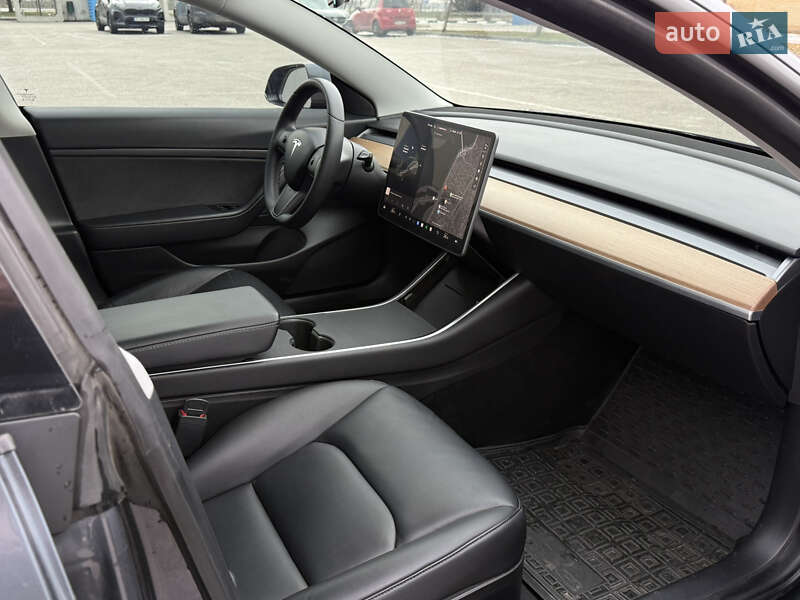 Седан Tesla Model 3 2020 в Днепре фото 14 Седан Tesla Model 3 2020 в Днепре