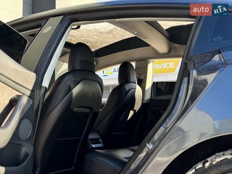 Седан Tesla Model 3 2022 в Киеве фото 16 Седан Tesla Model 3 2022 в Киеве