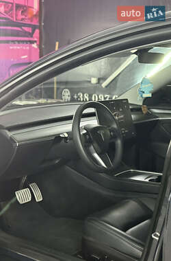 Седан Tesla Model 3 2022 в Киеве