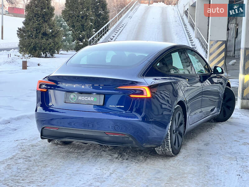 Седан Tesla Model 3 2024 в Киеве фото 20 Седан Tesla Model 3 2024 в Киеве