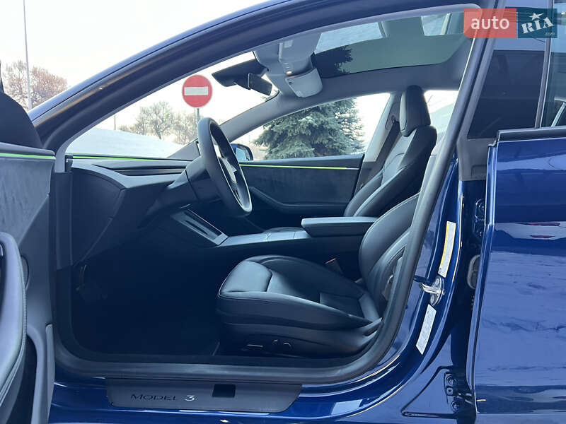 Седан Tesla Model 3 2024 в Киеве фото 30 Седан Tesla Model 3 2024 в Киеве