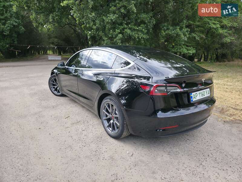 Седан Tesla Model 3 2019 в Запорожье