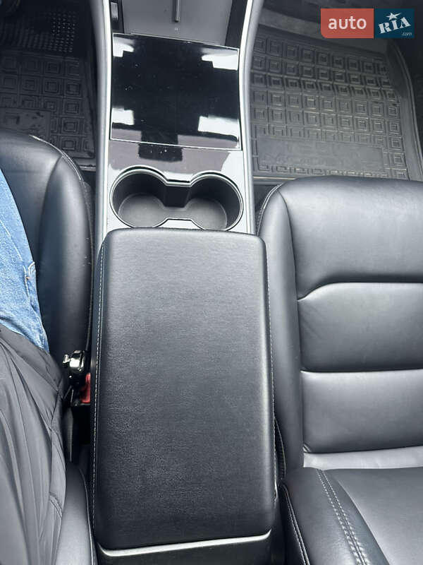 Седан Tesla Model 3 2019 в Харкові фото 13 Седан Tesla Model 3 2019 в Харкові