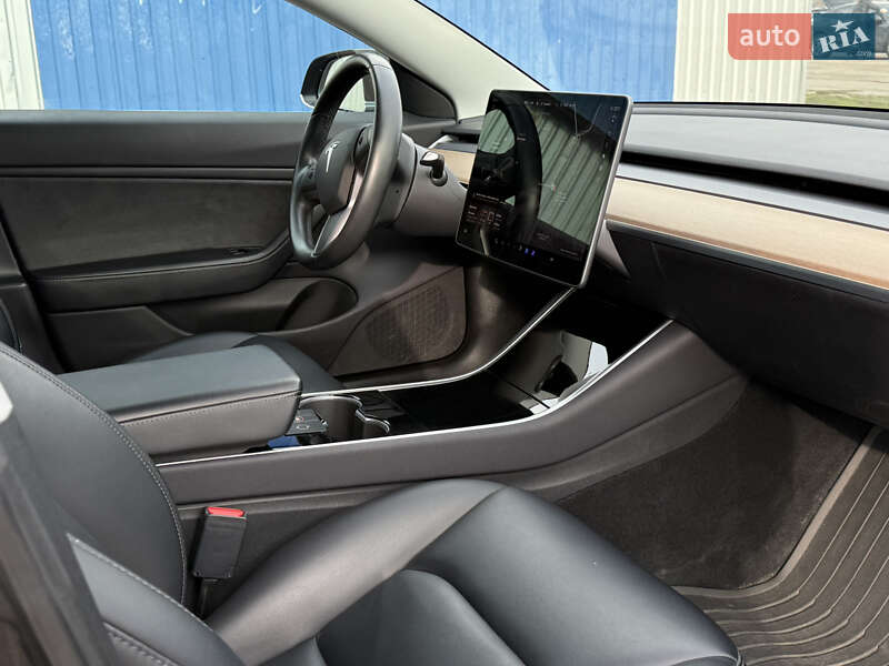 Седан Tesla Model 3 2019 в Днепре фото 20 Седан Tesla Model 3 2019 в Днепре