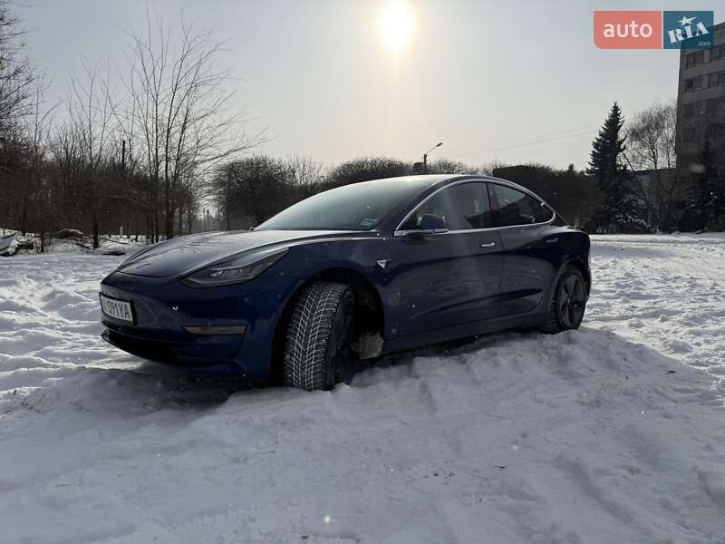 Седан Tesla Model 3 2019 в Харькове