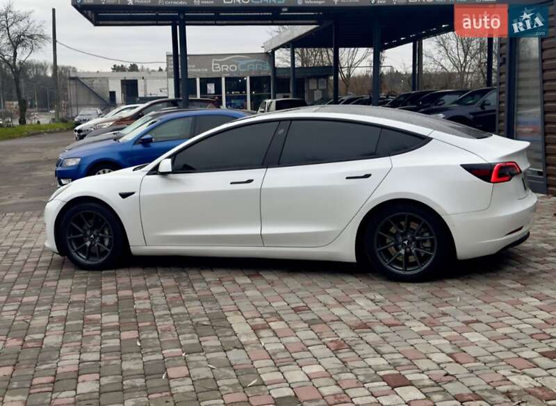Седан Tesla Model 3 2021 в Вінниці фото 5 Седан Tesla Model 3 2021 в Вінниці