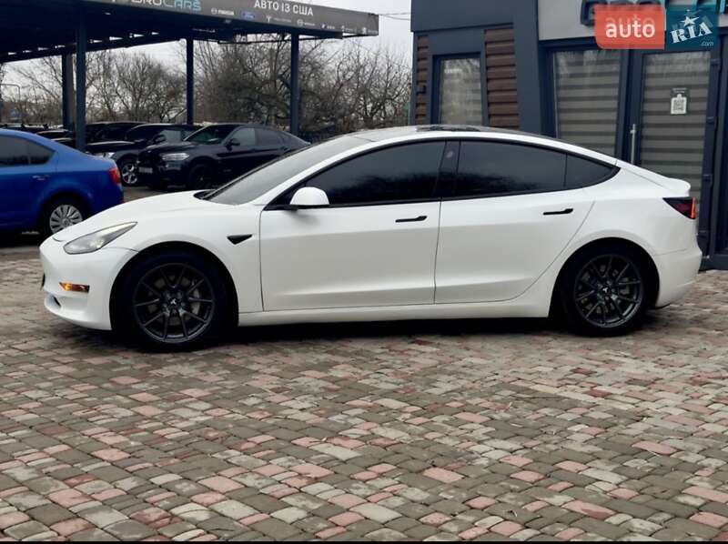 Седан Tesla Model 3 2021 в Вінниці фото Седан Tesla Model 3 2021 в Вінниці
