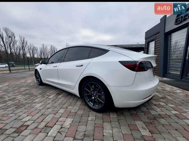 Седан Tesla Model 3 2021 в Вінниці фото 30 Седан Tesla Model 3 2021 в Вінниці