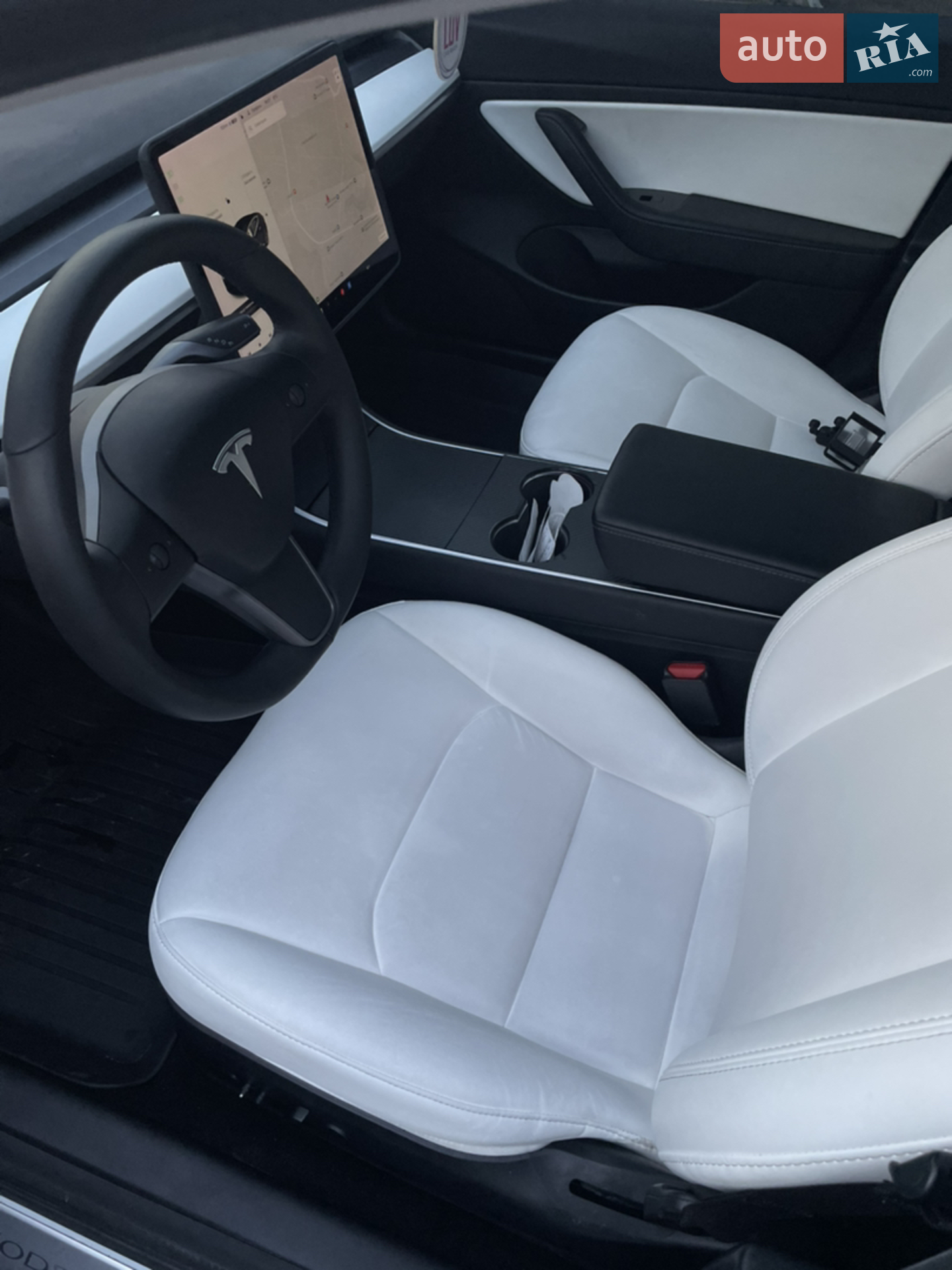 2020 Tesla Model 3 - мініатюра 11