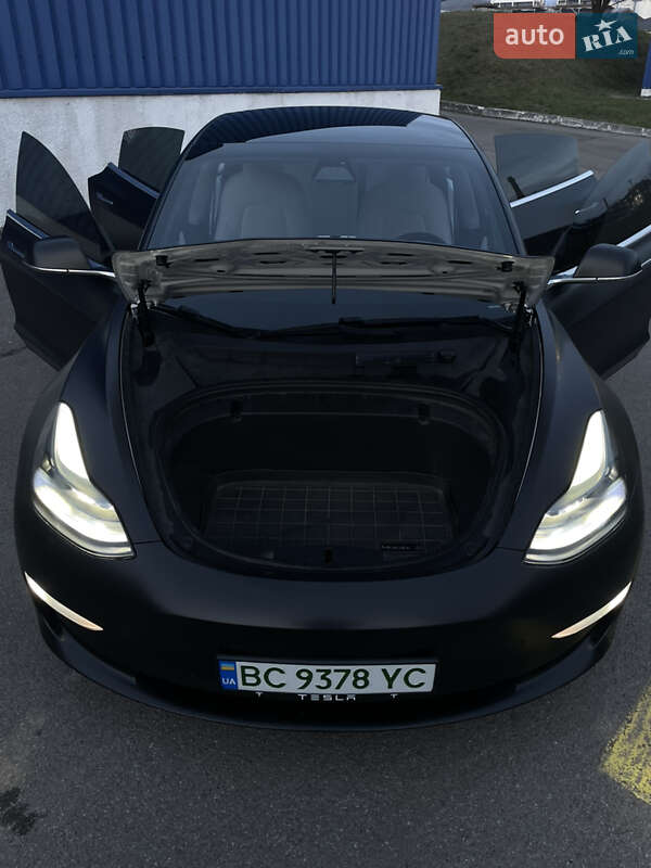 Седан Tesla Model 3 2020 в Львове фото 41 Седан Tesla Model 3 2020 в Львове