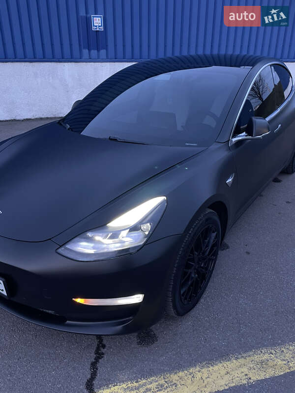 Седан Tesla Model 3 2020 в Львове фото 53 Седан Tesla Model 3 2020 в Львове