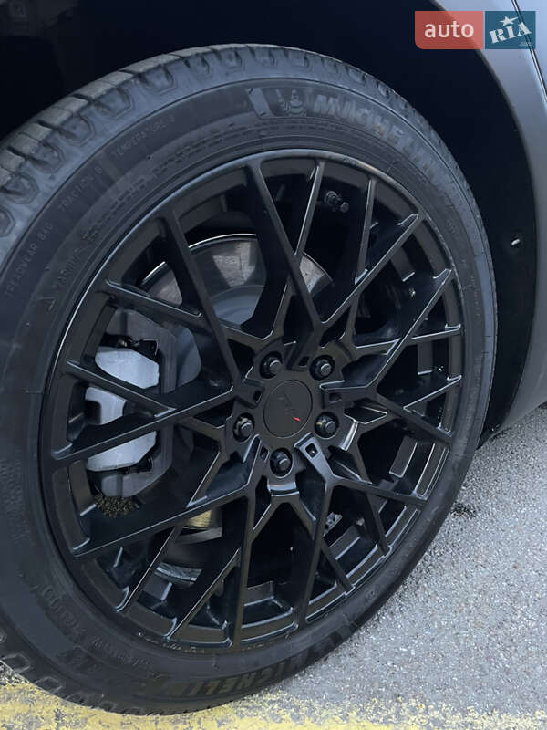 Седан Tesla Model 3 2020 в Львове фото 70 Седан Tesla Model 3 2020 в Львове