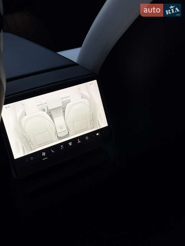 Седан Tesla Model 3 2024 в Запорожье