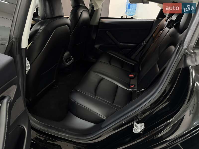 Седан Tesla Model 3 2019 в Дрогобичі фото 17 Седан Tesla Model 3 2019 в Дрогобичі